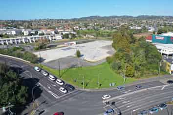 Huge Yard For Lease - Available Now