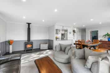 53 Bangor Road, Darfield