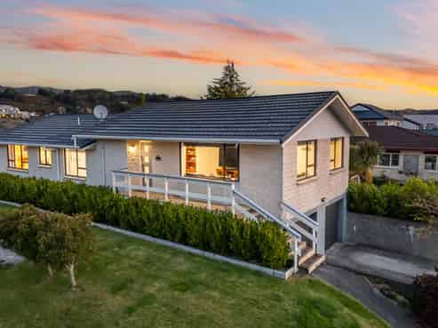 32 Clearwater Terrace, Brown Owl