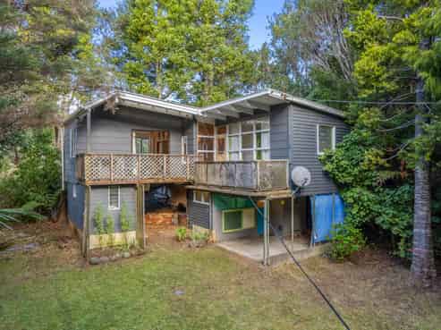 66 Whatipu Road, Huia