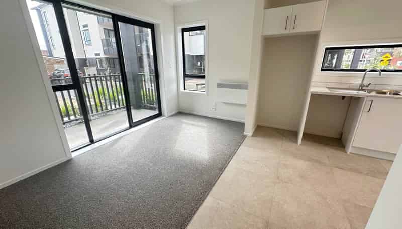 G02/100 Cadness Street, Northcote