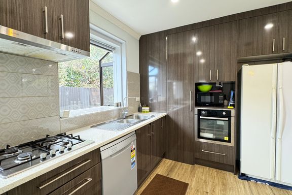 Property value - 2/23 Hamilton Road, Papatoetoe - realestate.co.nz
