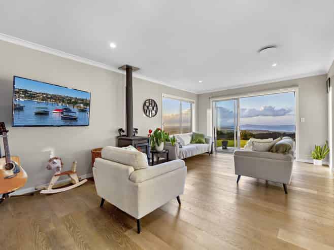 74E Solway Road, Whitford