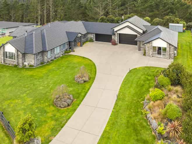 74E Solway Road, Whitford