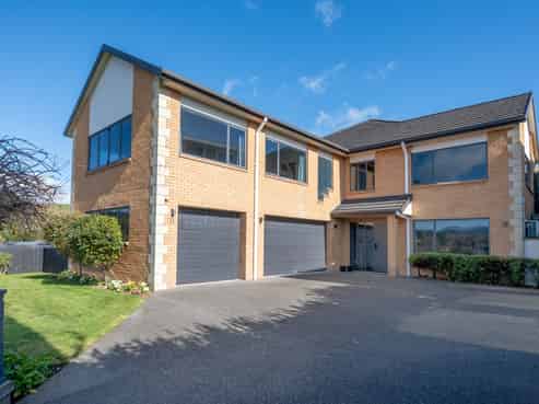 11 Baxendale Drive, Westbrook