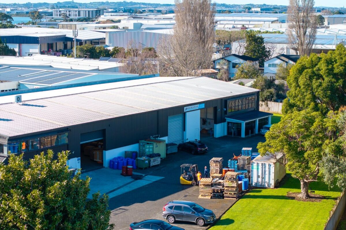 Well Located Industrial Warehouse - 830m² - Vaade 4