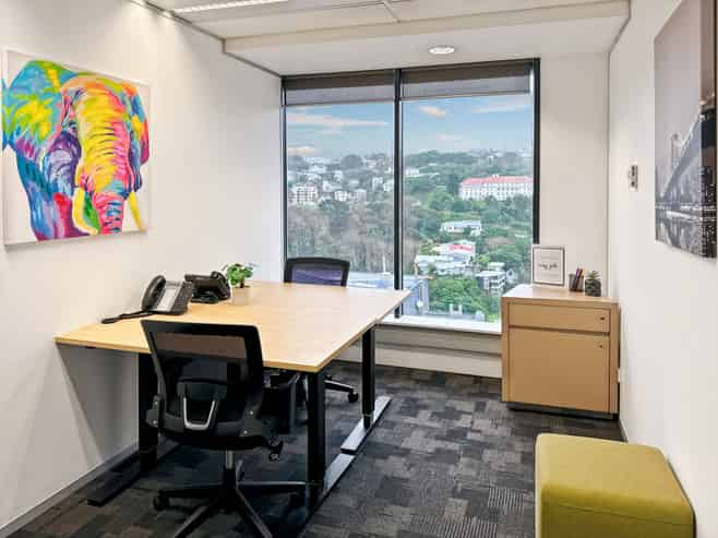 Office space for 3 persons in Regus Plimmer Towers
