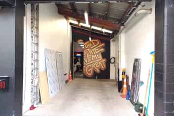 Industrial Warehouse 567m2
