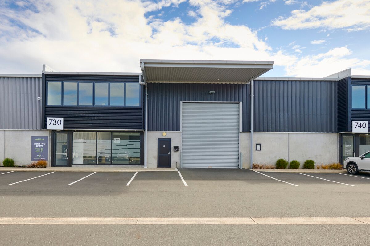 Modern commercial warehouse - Vista 2