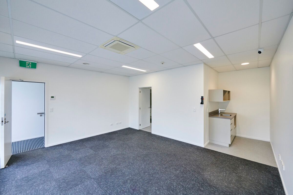 Modern commercial warehouse - Vista 6
