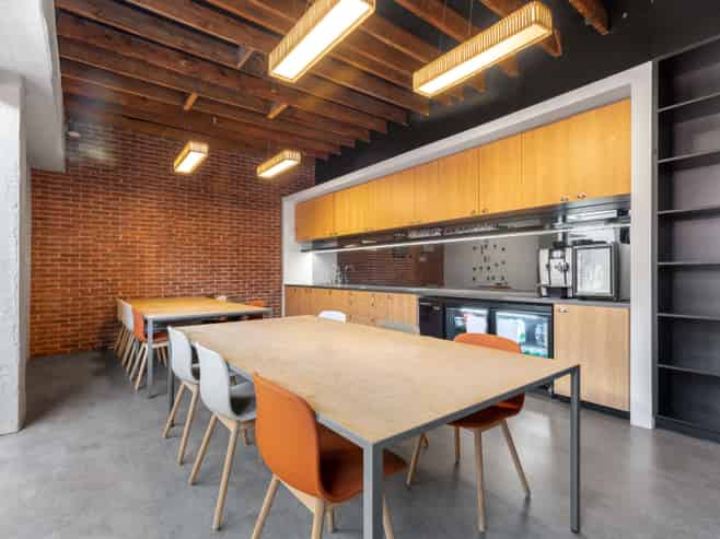 Unlimited office access in Regus 218 George Street