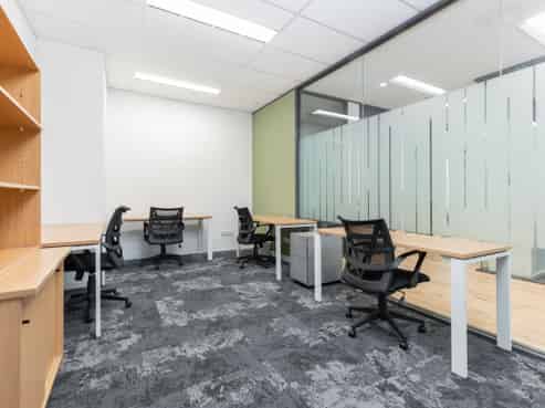 Office space for 15 persons in Regus Airport