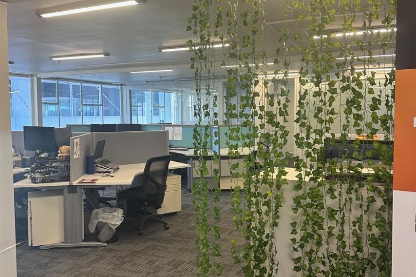 Affordable Office with Car Parks - Görünüm 4