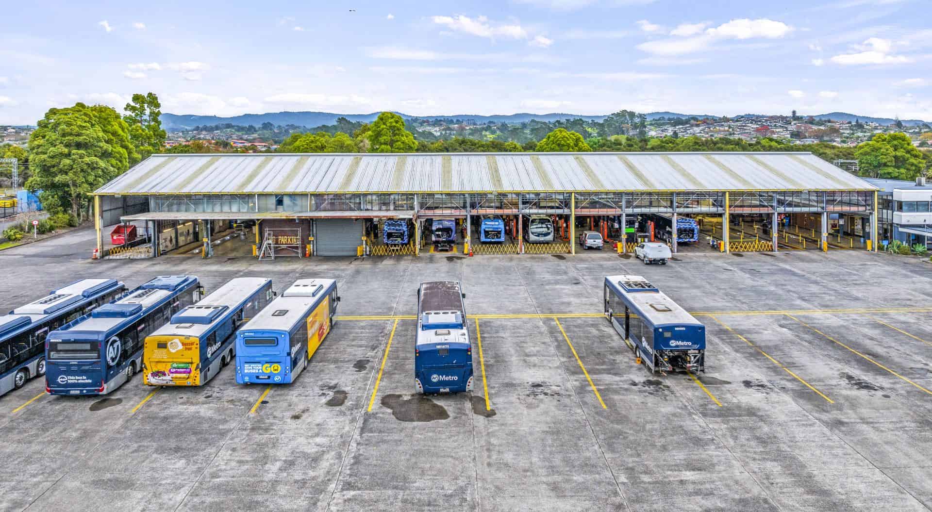 For lease 170 180 Swanson Road, Henderson realestate.co.nz