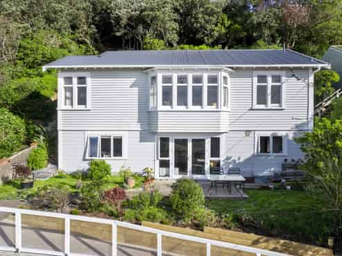 27 Sutherland Crescent, Melrose