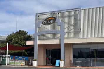 170sqm Retail on Constellation Drive