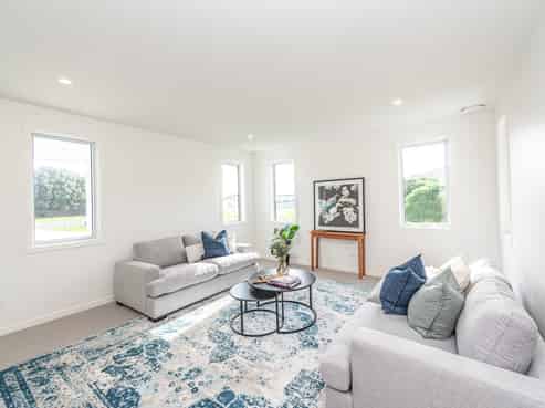 14 Longbeach Drive, Castlecliff