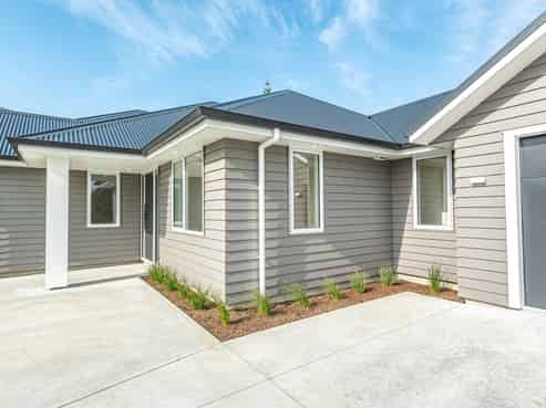 14 Longbeach Drive, Castlecliff
