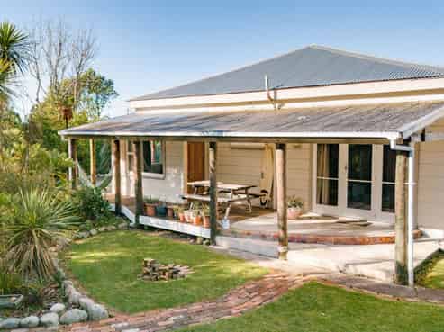 15 Cape Road, Carters Beach