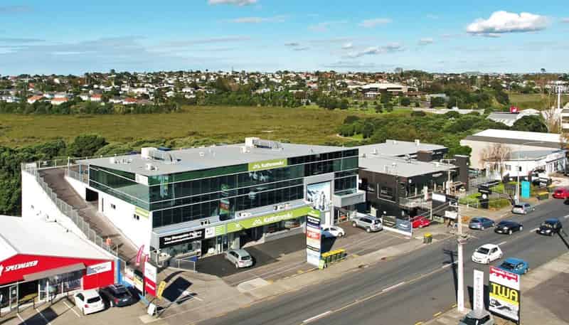 34 Barrys Point Road, Takapuna