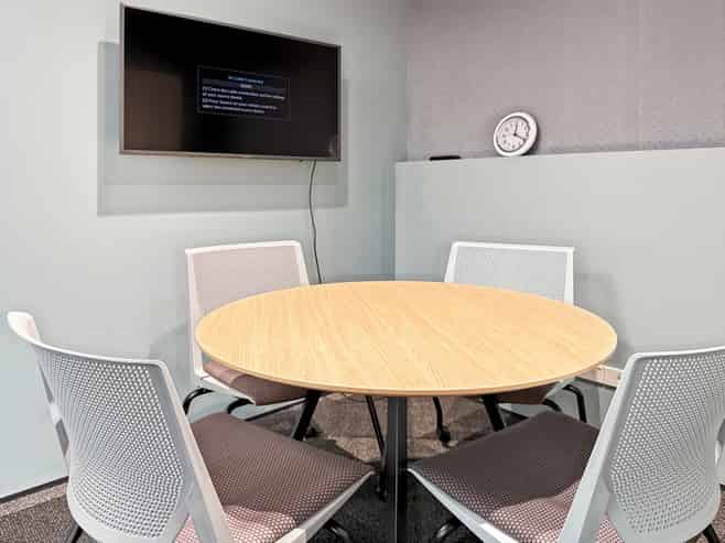 Office space for 1 person in Cider Building