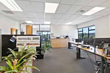 Prime Sublease Opportunity in Settlers Crescent