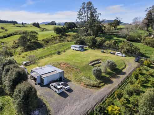 7 Penny Lane, Waikino