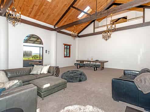 10 Riverpoint Road, Matawhero