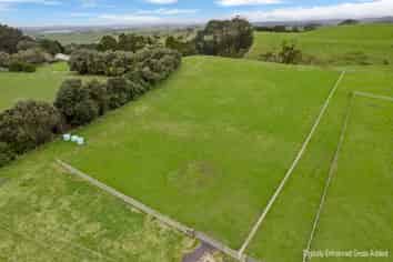 2594 Awhitu Road, Awhitu