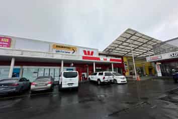 Corner Site Retail - Lincoln North Centre