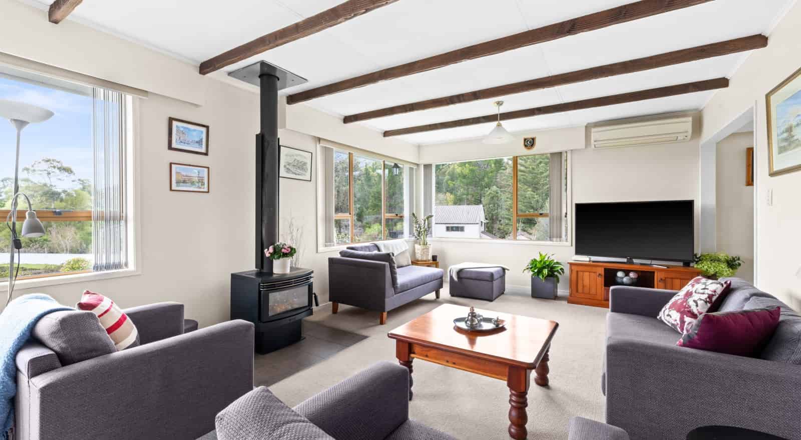 24 Tokomaru Drive, Havelock North, Hastings For Sale realestate.co.nz