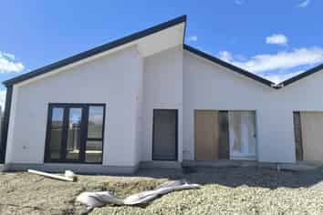 Unit 4/100B Brynley Street, Hornby