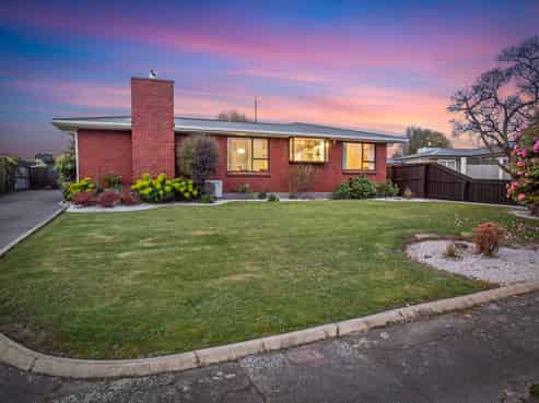 10 Charles Upham Avenue, Hillmorton