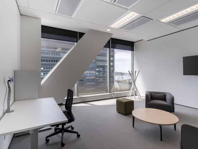 Tailor-made offices for 3 in Spaces Commercial Bay