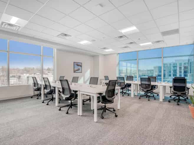 Open plan office space in Commercial Bay for 15 