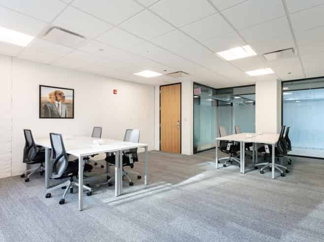 Open plan office space in Commercial Bay for 15 