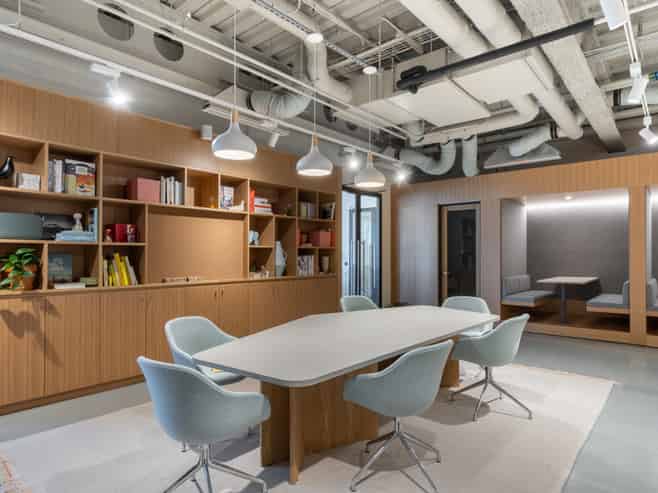 Open plan office space in Commercial Bay for 15 