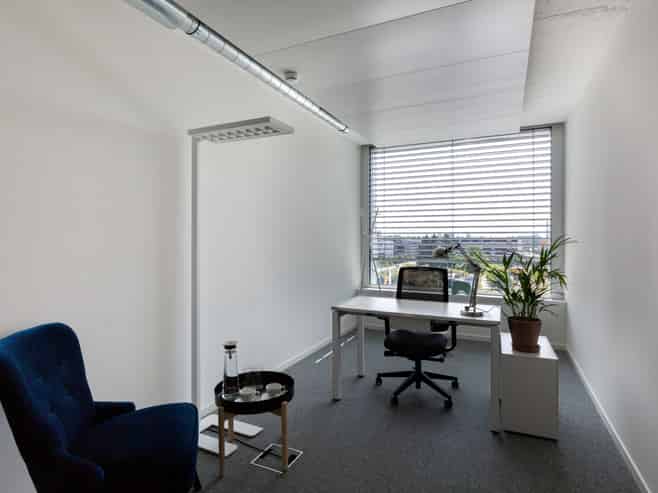Office space for 3 person in 110 Carlton Gore Rd