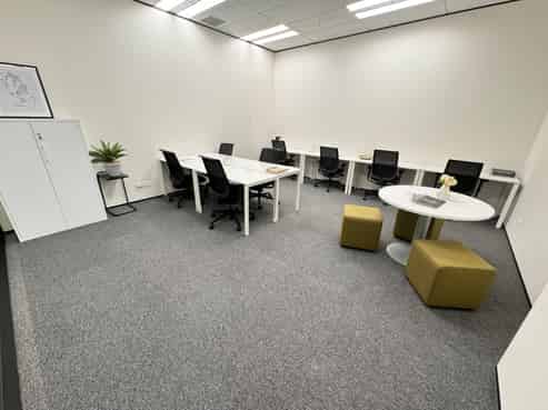 Office space for 15 person in 110 Carlton Gore Rd