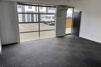 Versatile Sockburn unit 110sqm