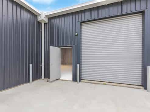 225sqm new industrial unit