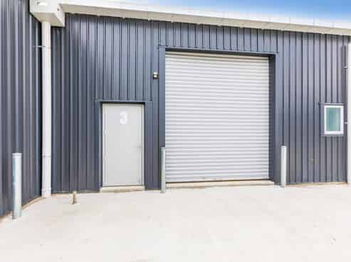 225sqm new industrial unit
