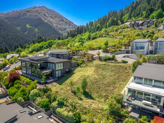 50 Belfast Terrace, Queenstown Hill
