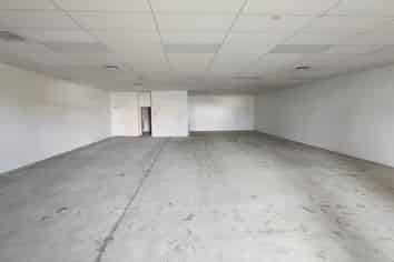LARGE FORMAT RETAIL OPPORTUNITY
