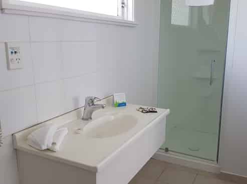 Own your Own Motel - Popular Local Motel - FHGC