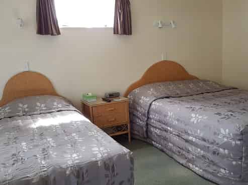 Own your Own Motel - Popular Local Motel - FHGC