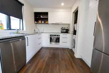 A & B/1037 George Street, North Dunedin