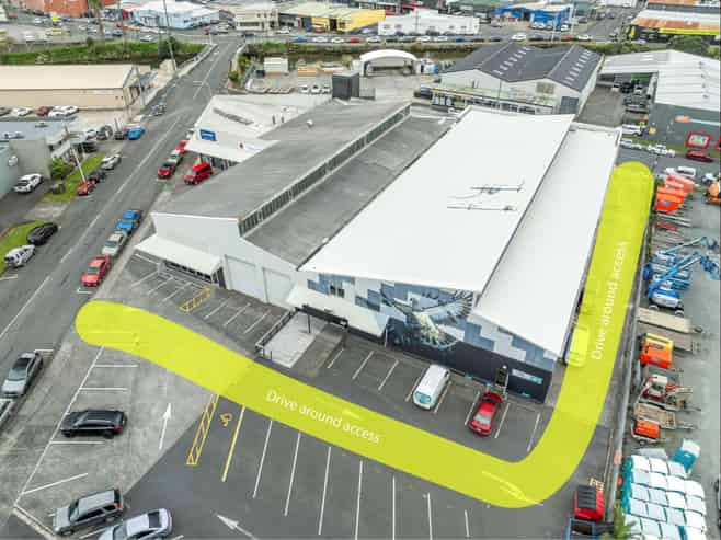  Centrally located warehouse and office space