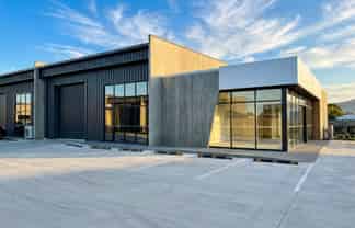 Commercial Unit for Lease