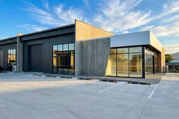 Commercial Unit for Lease